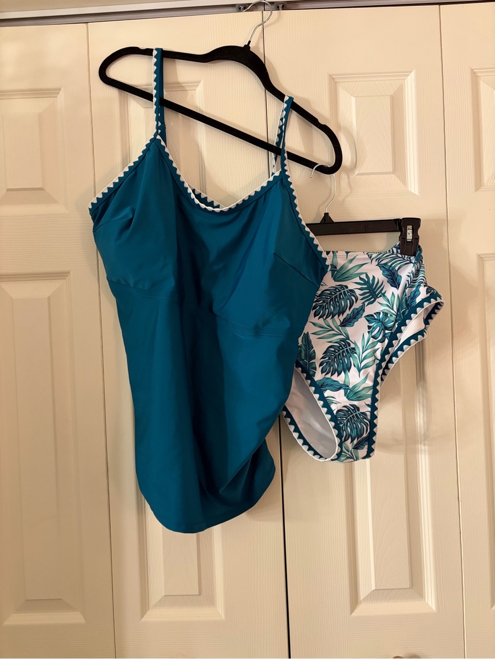 SHEIN Teal Blue Tankini Top with Tropical Leaf Bikini Bottom